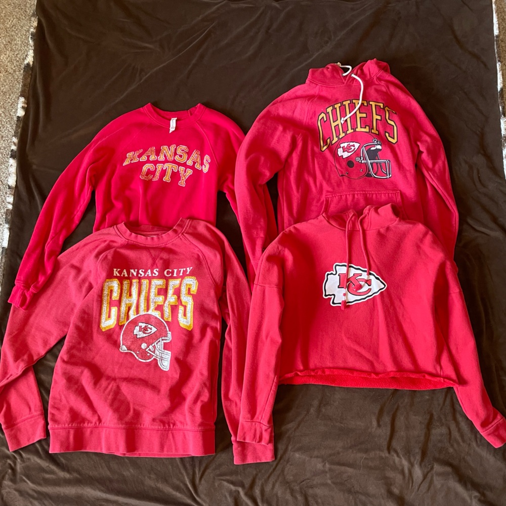 Women’s Kansas City Chiefs Sweatshirt/Hoodie bundle